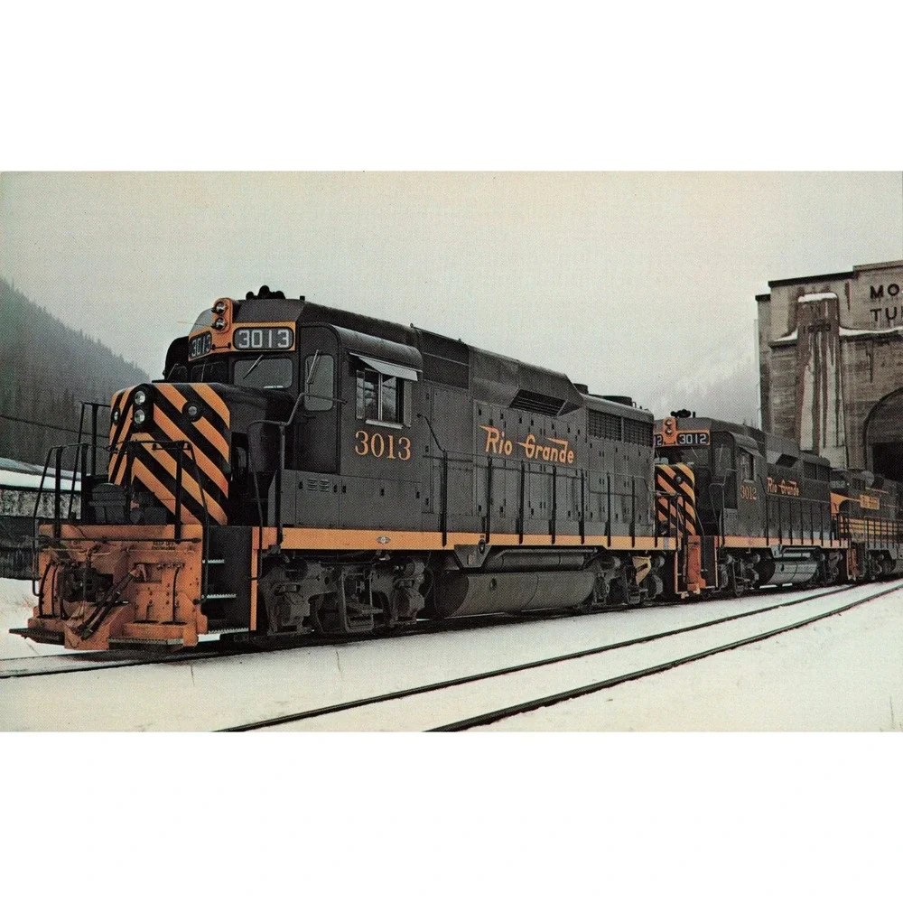 D&RGW Denver Rio Grande Western GP30 #3013 3012 Moffat Tunnel Postcard 1971